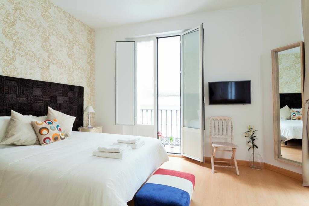 Hostly Acetres 1A Loft In City Center, Comunal Terrace, Fibre,Parking Optional Sevilla Exterior foto
